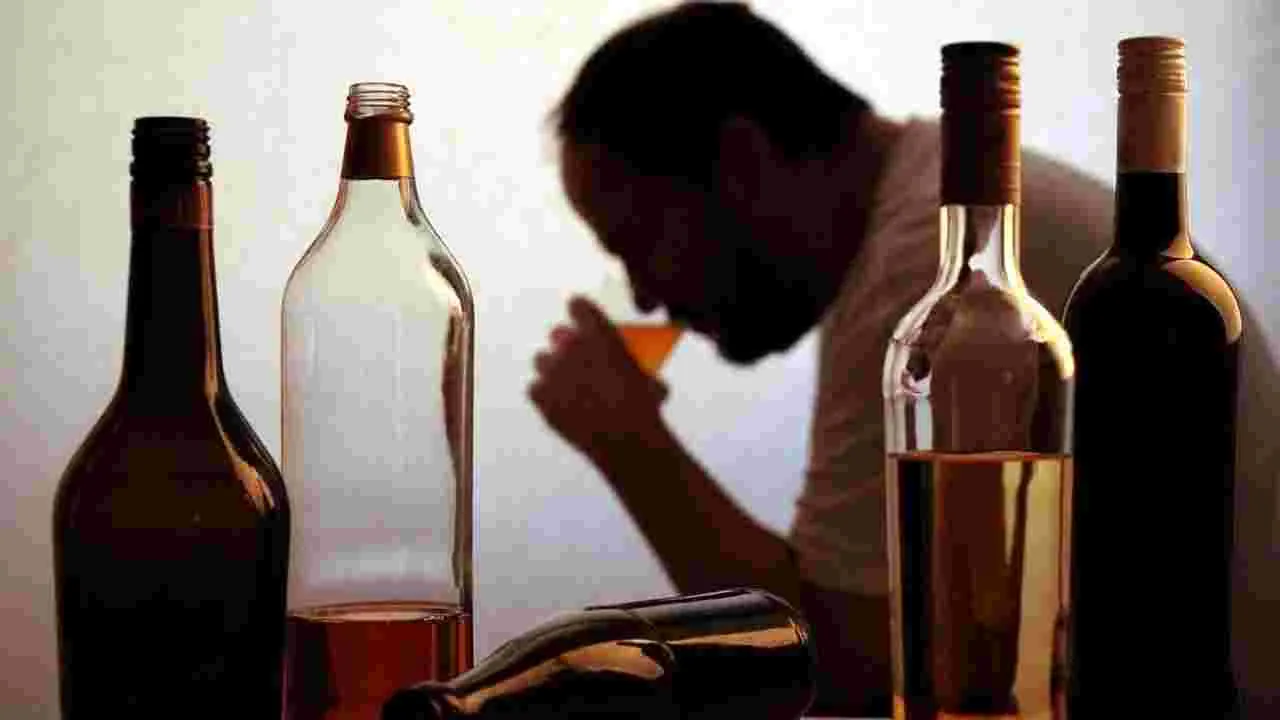 Drinking Habit: అదే పనిగా బీర్లు తాగుతున్నారా.. అయితే డేంజర్..