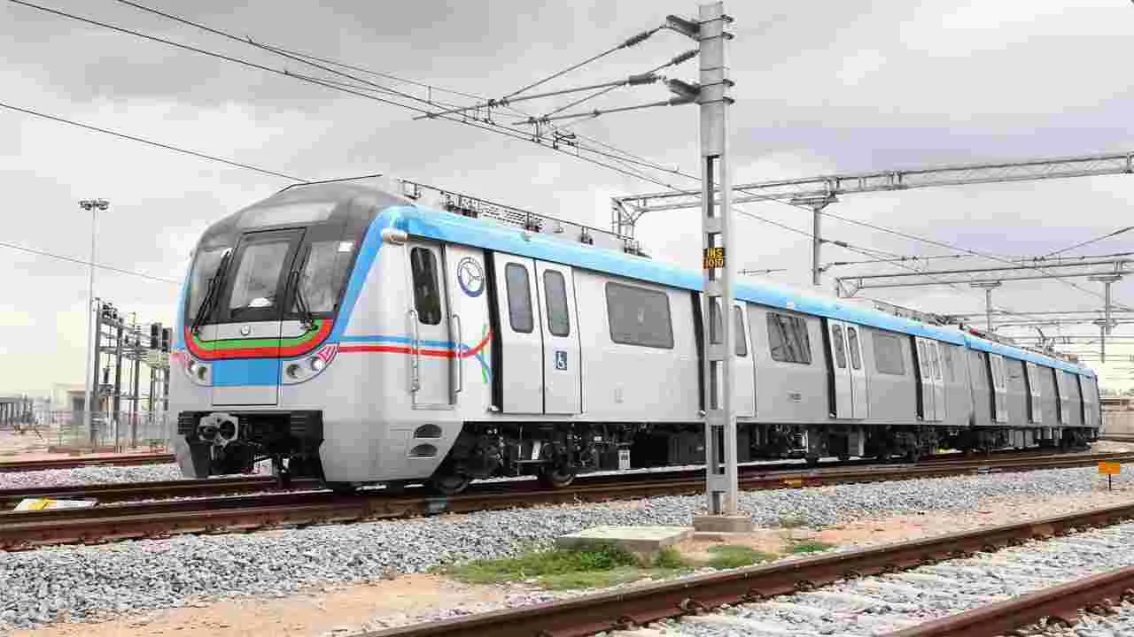 Metro: రూ. 24,269 కోట్లతో మెట్రో రెండో దశకు ప్రభుత్వ శ్రీకారం