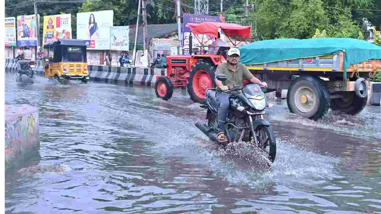 జిల్లావ్యాప్తంగా వర్షాలు