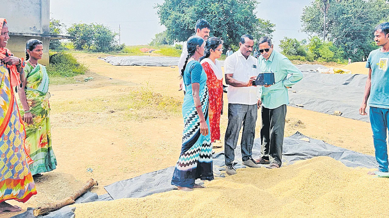 కొనుగోలు కేంద్రాల్లో ఇబ్బందులు తలెత్తనీయొద్దు