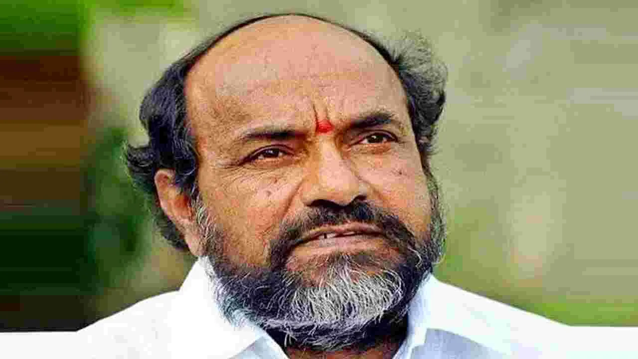 R. Krishnaiah: బీసీ హాస్టళ్లకు సొంత భవనాలు నిర్మించాలి