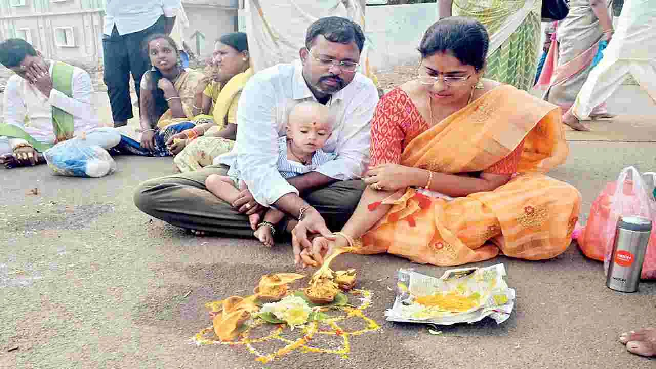    శ్రీగిరిపై కార్తీకశోభ