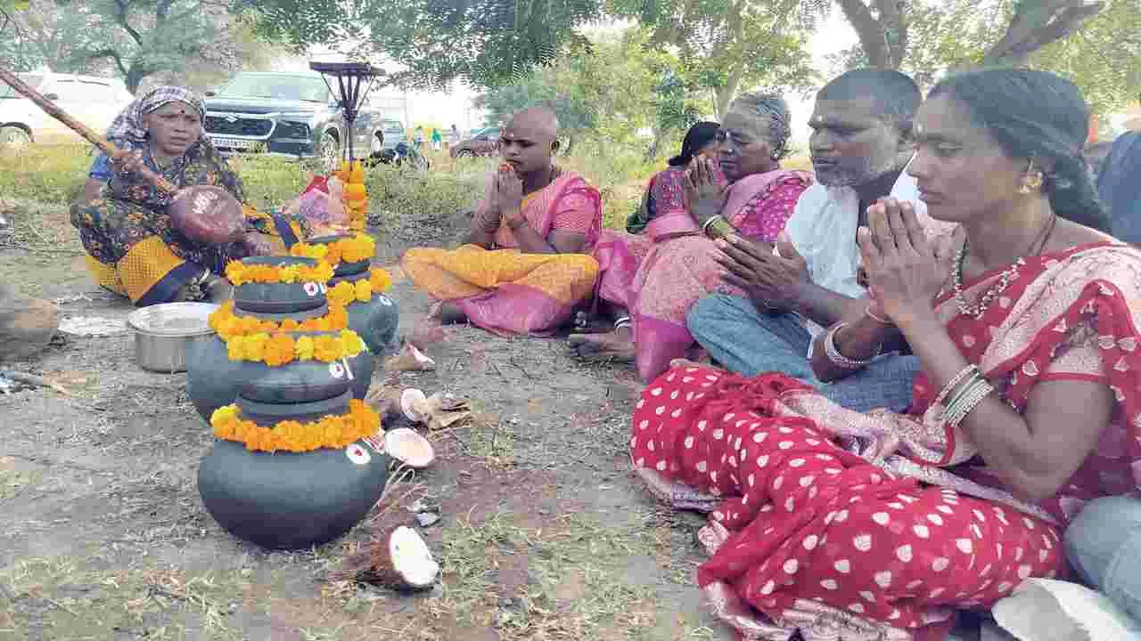 ఇలవేల్పు కురుమూర్తికి దాసంగాలు