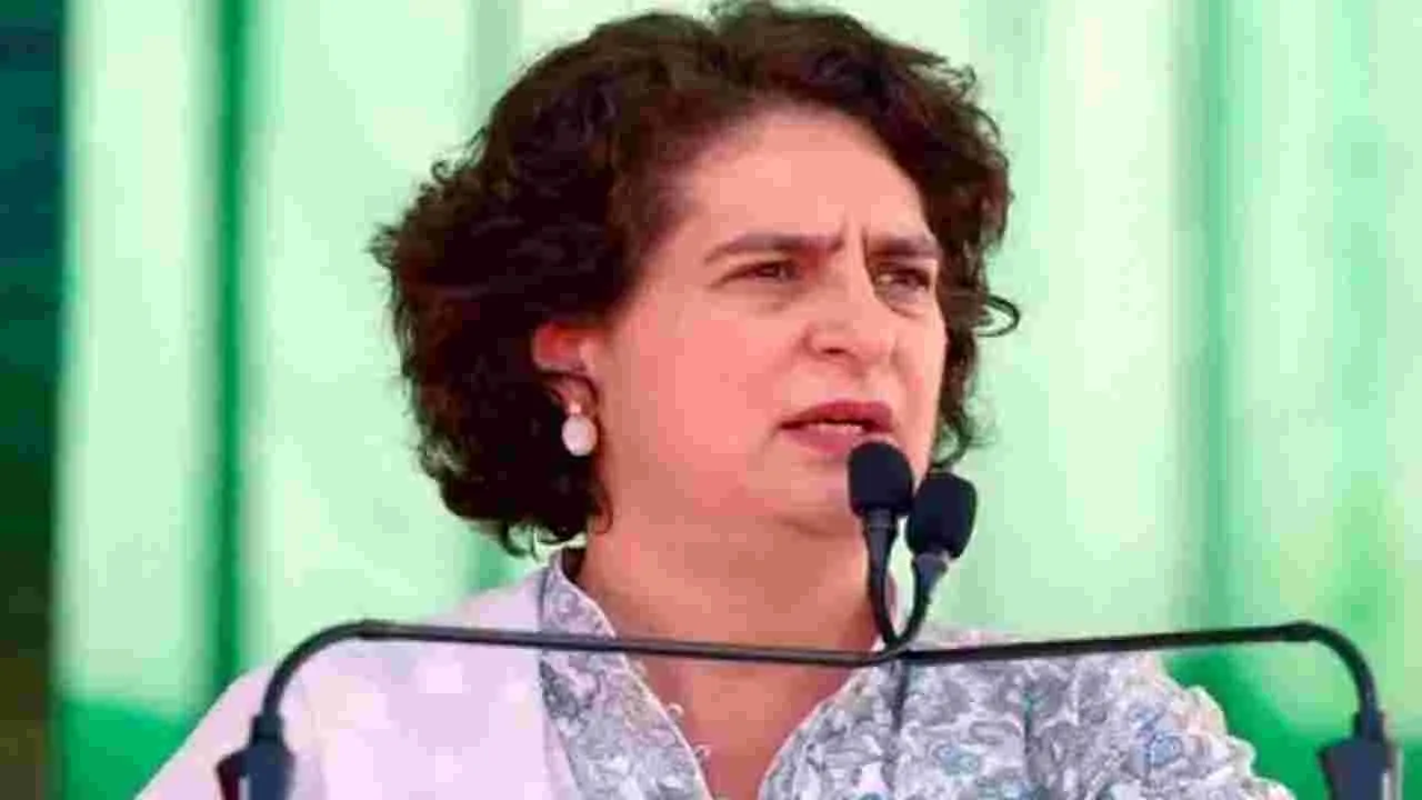 Priyanka Gandhi: వయనాడ్‌లో రాష్ట్రేతరులదే హవా! 