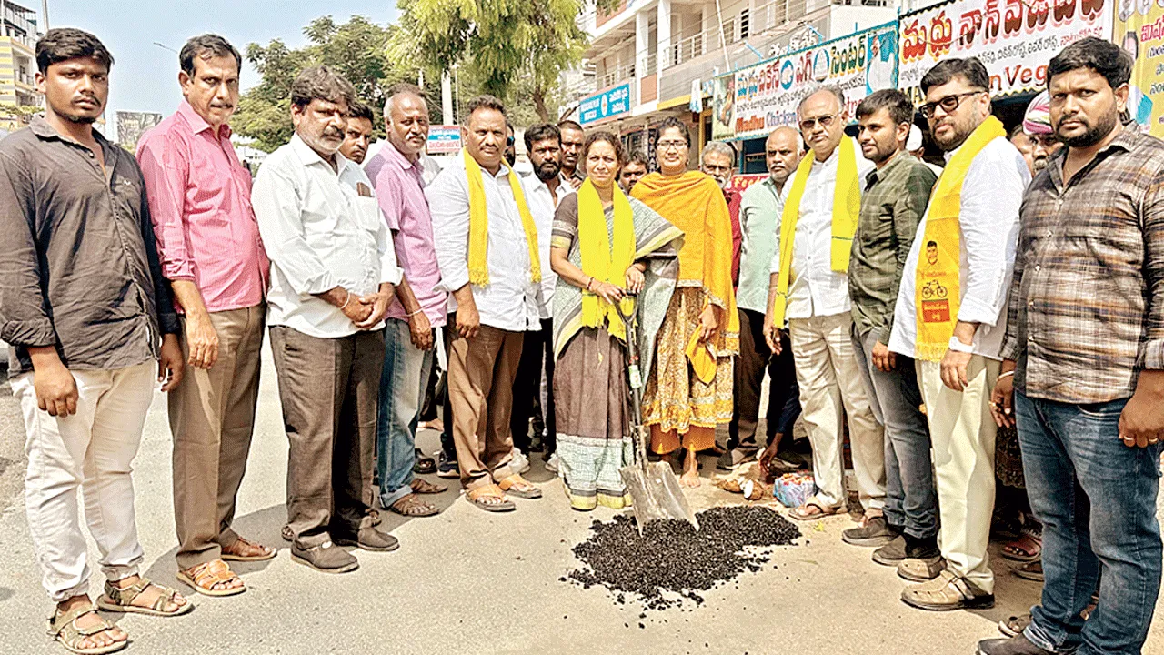 రహదారులకు మహర్దశ