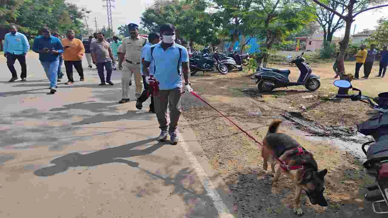 స్నేహం నటించి..  చంపేస్తాడు! 