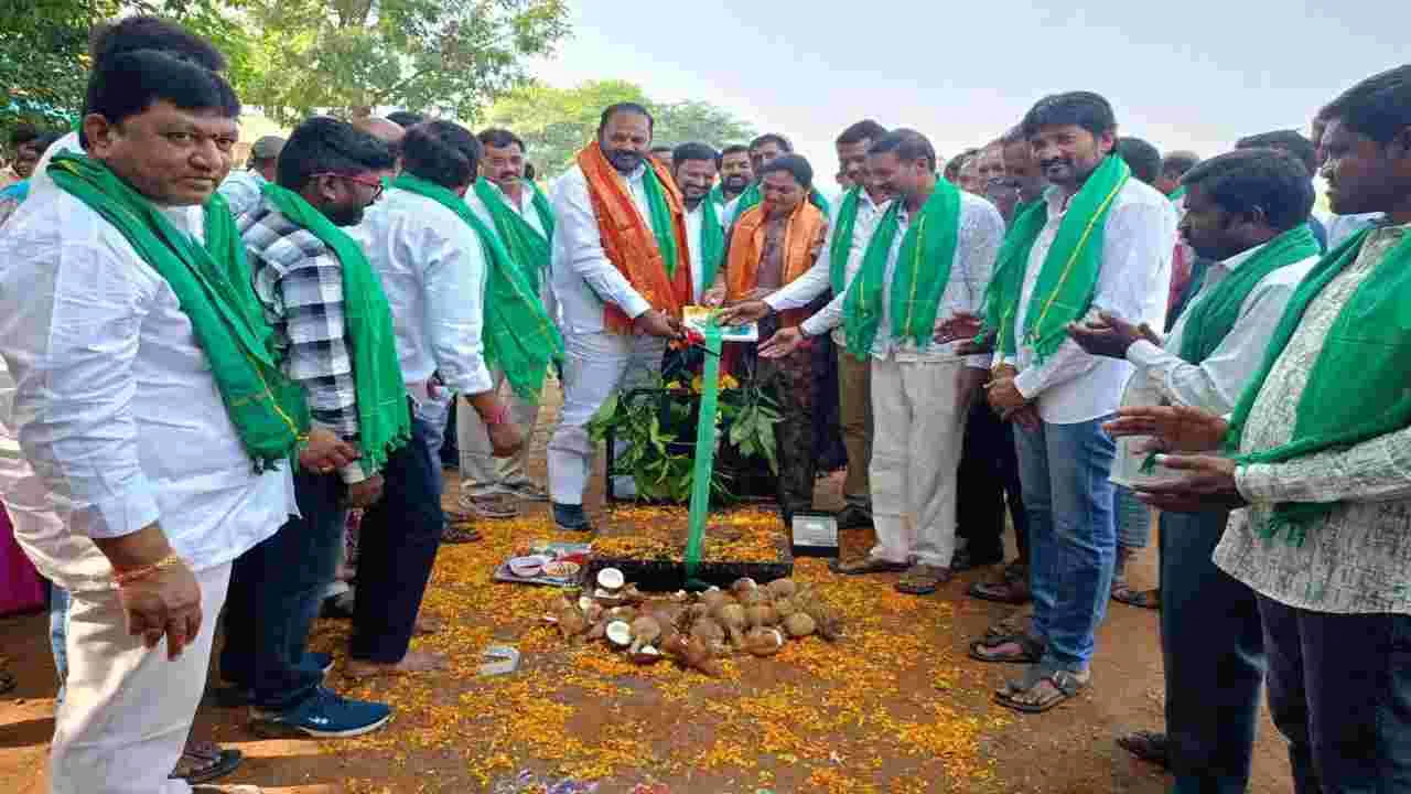 కటింగ్‌ లేకుండా ధాన్యం కొనుగోలు చేస్తాం..