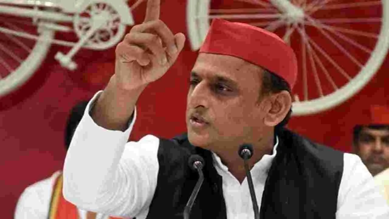 Akhilesh Yadav: బీజేపీ అదే పాత ట్రిక్.. ఉప ఎన్నికల తేదీ మార్పుపై అఖిలేష్