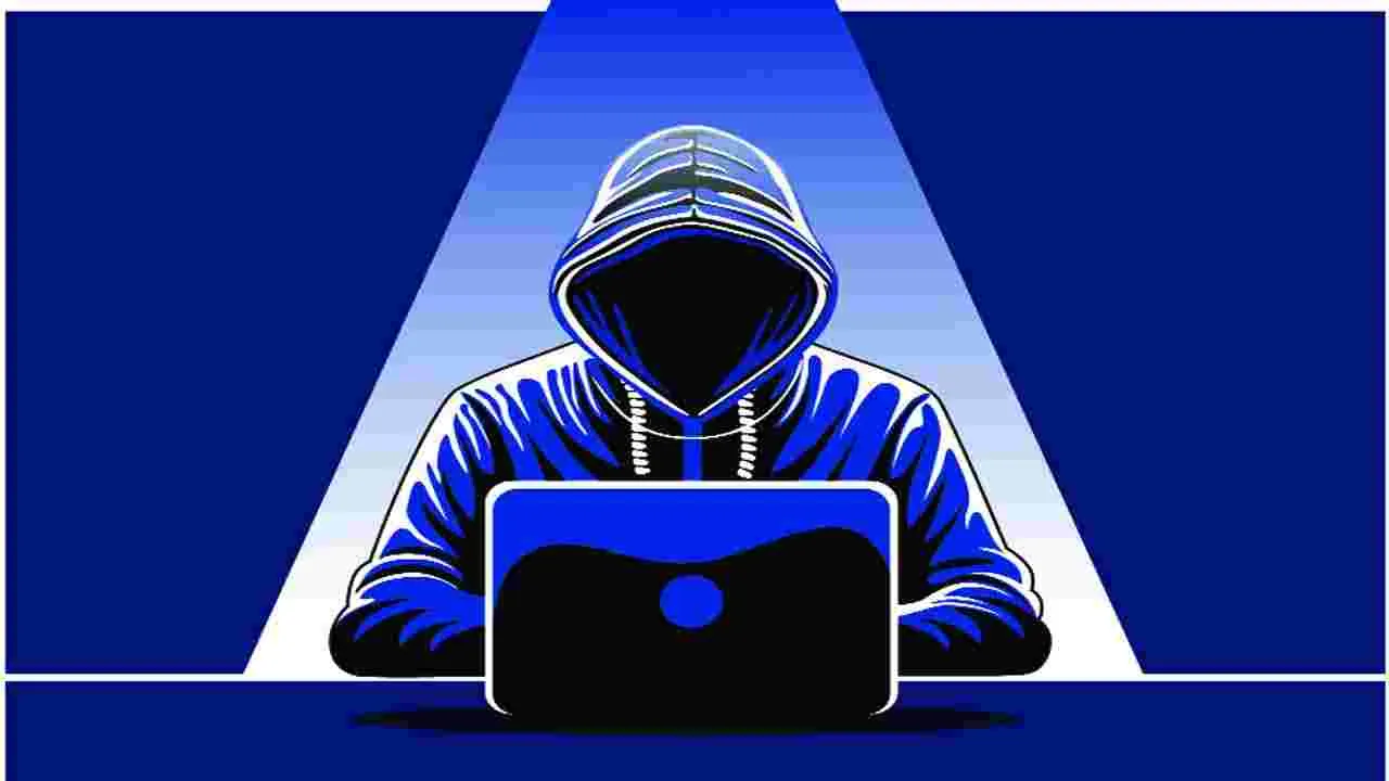 Cybercriminals: సైబర్‌ నేరగాళ్ల కొత్త ఎత్తుగడ.. కాజేసిన డబ్బు అమాయకుల ఖాతాలకు..