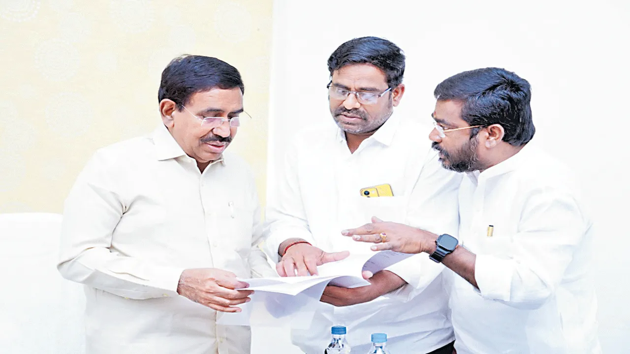 టీడీఆర్‌ కుంభకోణంపై విచారణ చేపట్టాలి