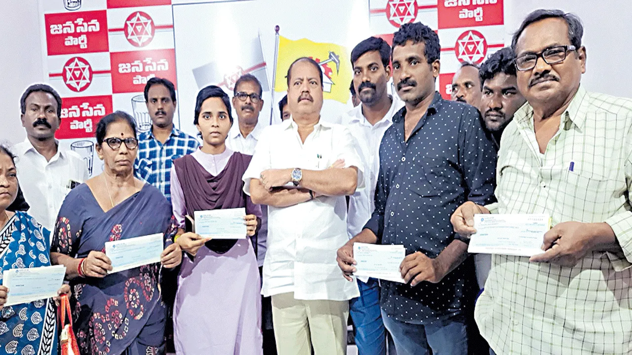 నిరుపేదల ఆరోగ్యానికి అధిక ప్రాధాన్యత 