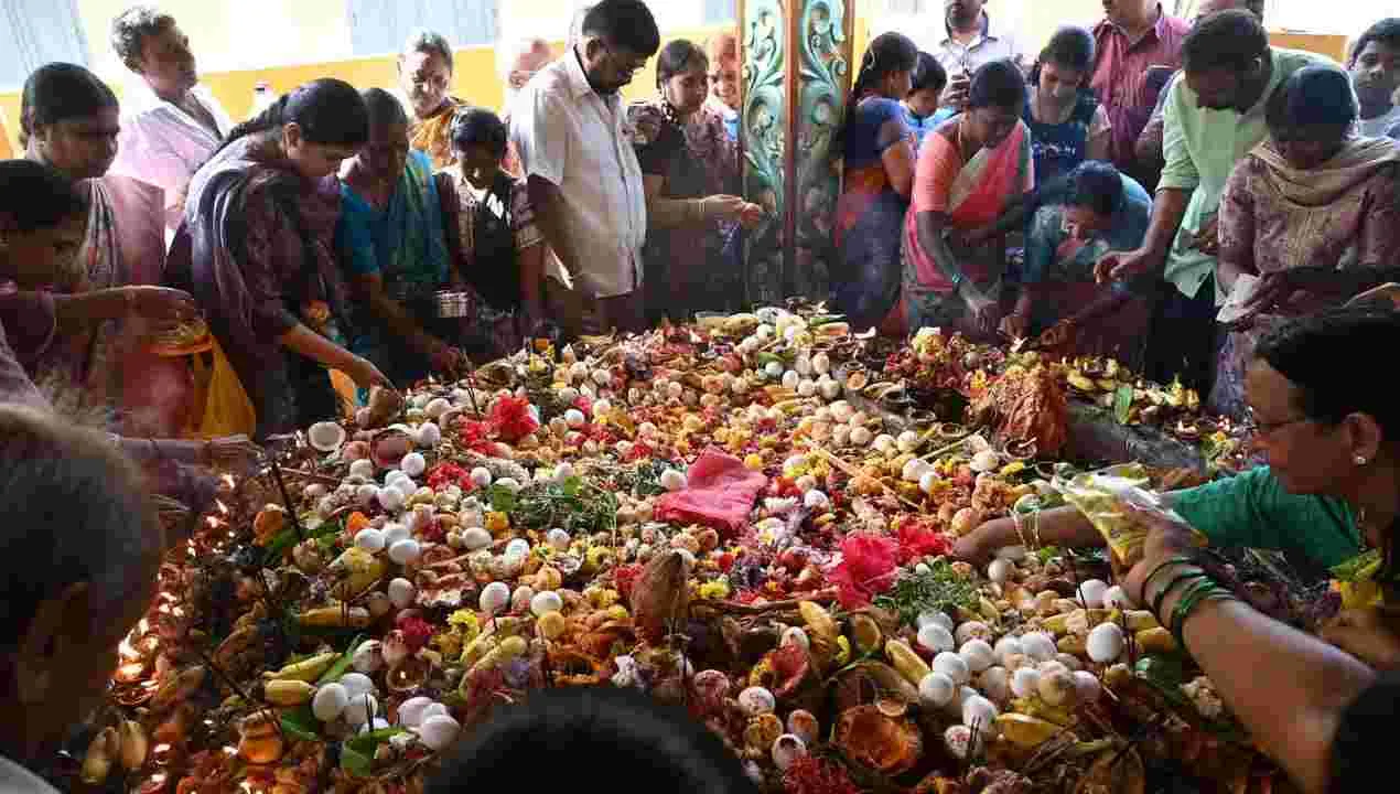 భక్తిశ్రద్ధలతో నాగుల చవితి వేడుకలు.. 