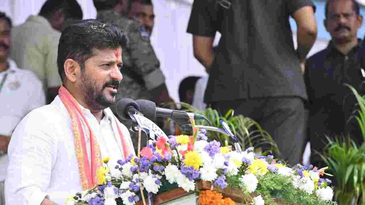 CM Revanth Reddy: పాలమూరు జిల్లాపై కీలక ప్రకటన చేసిన సీఎం రేవంత్ రెడ్డి..