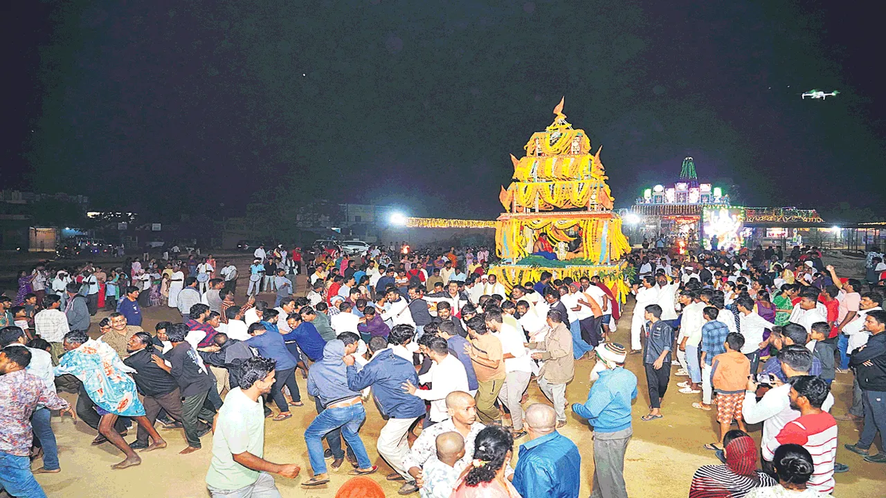 వైభవంగా మైసమ్మ రథోత్సవం 