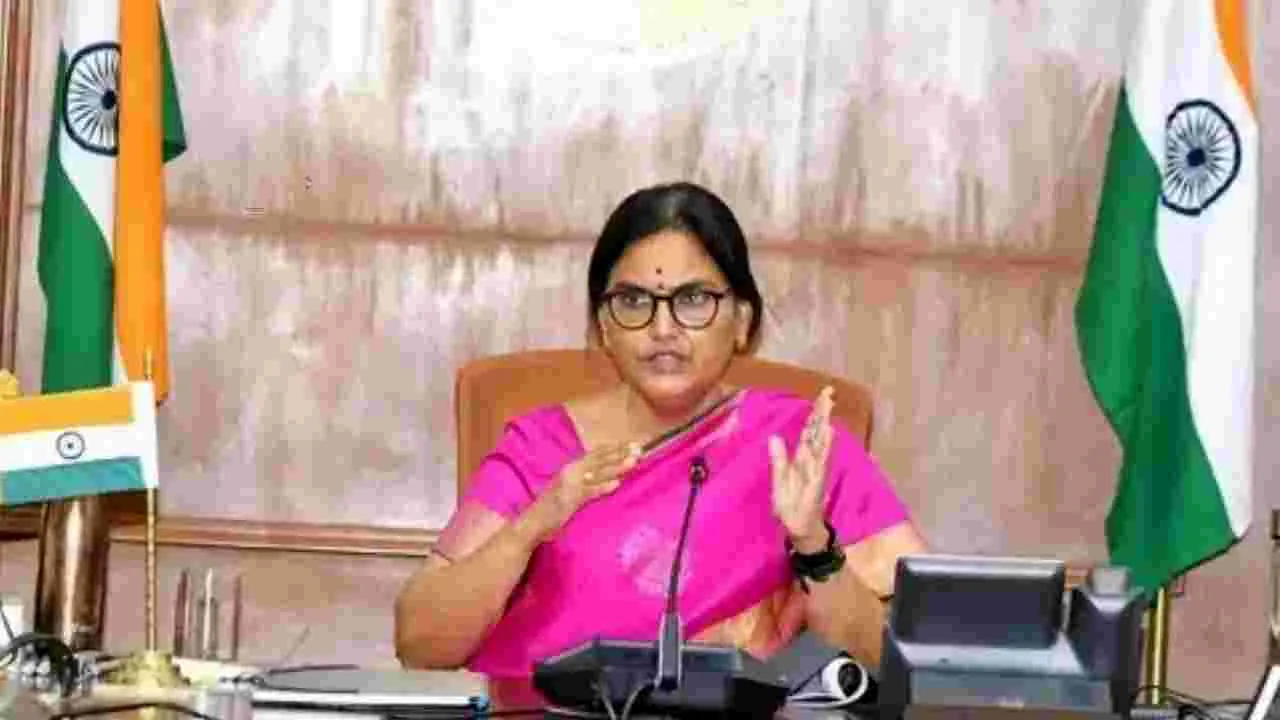 CS Shanti kumari: మహిళా సంఘాలకు 600 బస్సులు