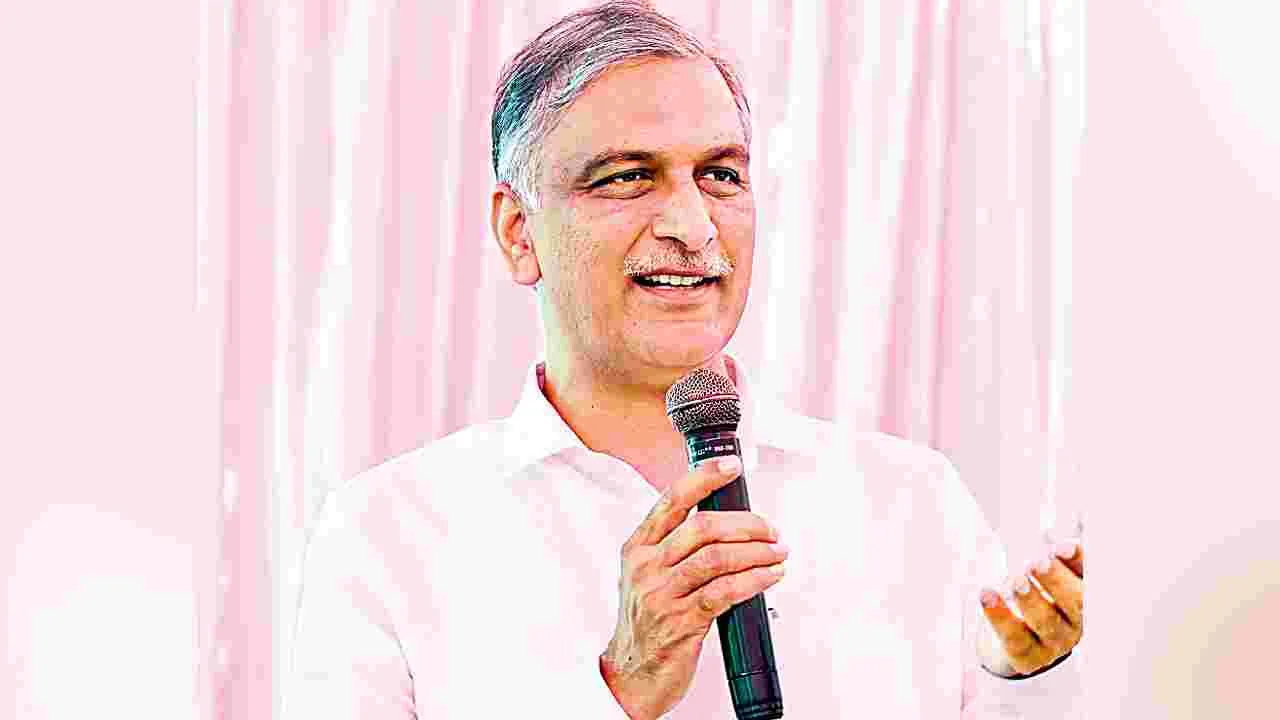 Harish Rao,: పత్తి రైతుల సమస్యలు పరిష్కరించాలి