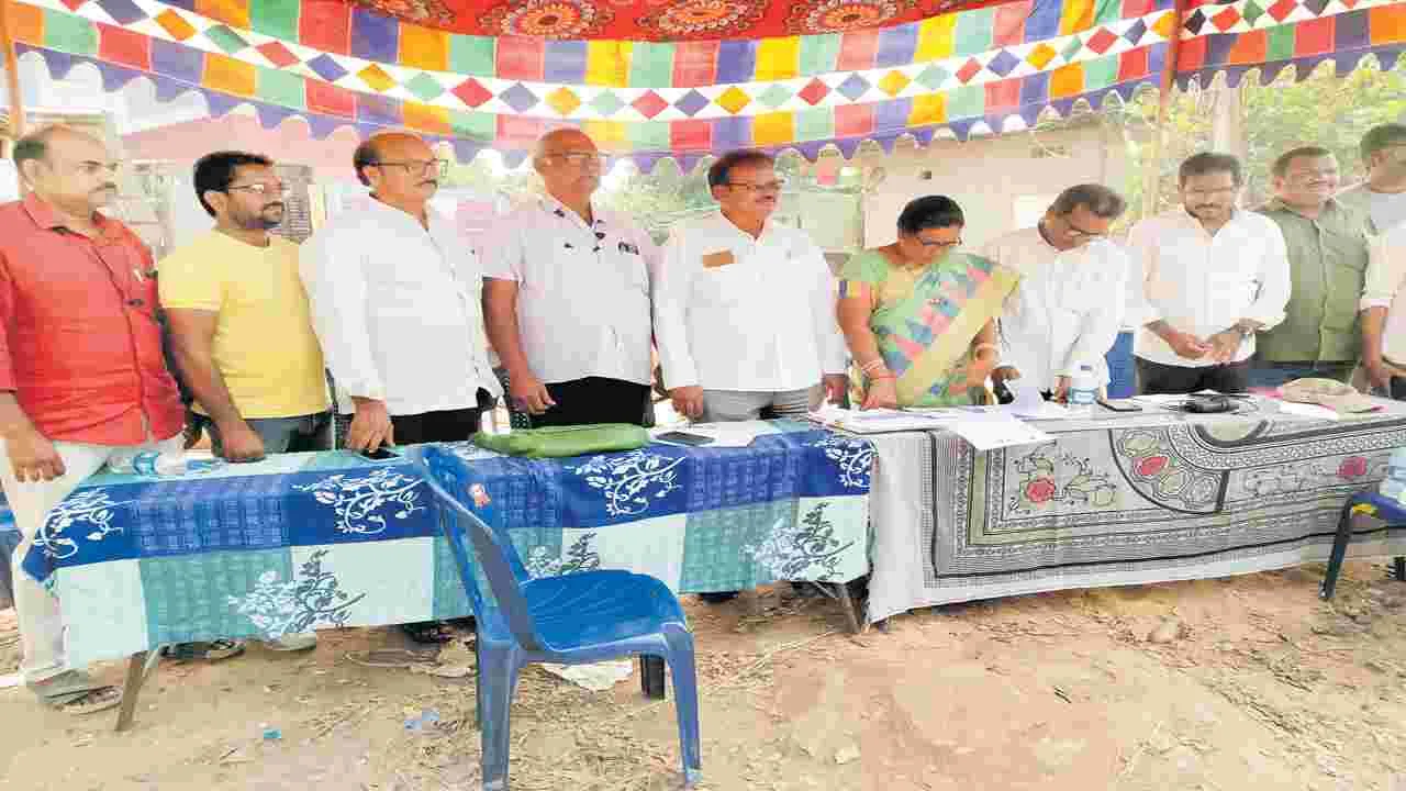 పీఆర్సీ బకాయిలు విడుదల చేయాలి