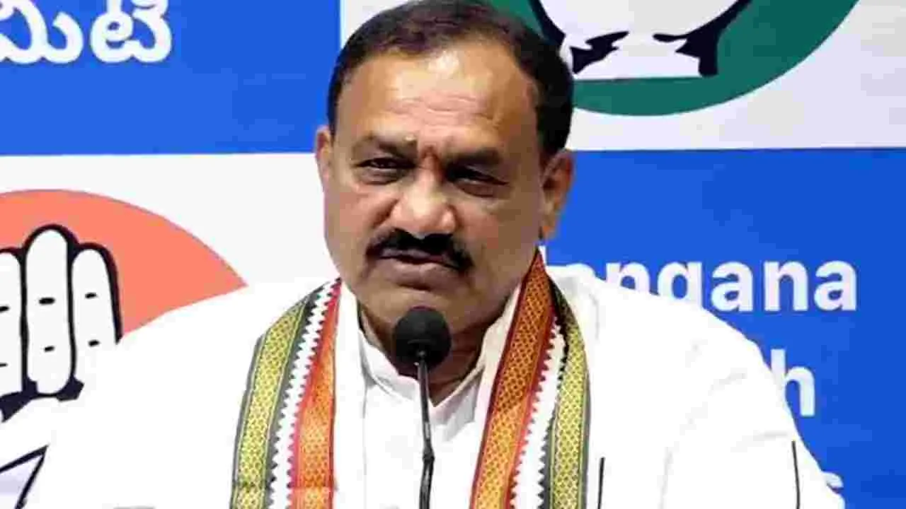 Mahesh Kumar Goud: స్కిల్‌ వర్సిటీకి కేటీఆర్‌ డబ్బులు ఇచ్చినా స్వీకరిస్తాం