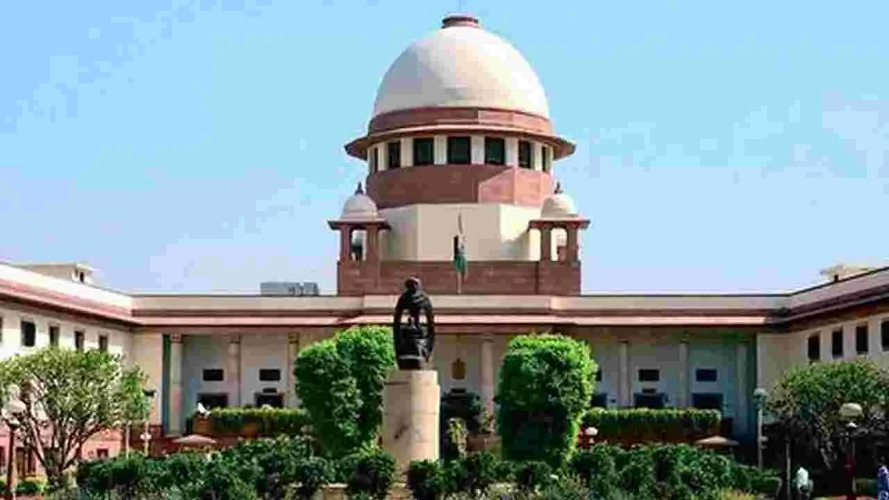 Supreme Court: తెలంగాణ ప్రభుత్వానికి రూ.లక్ష జరిమానా