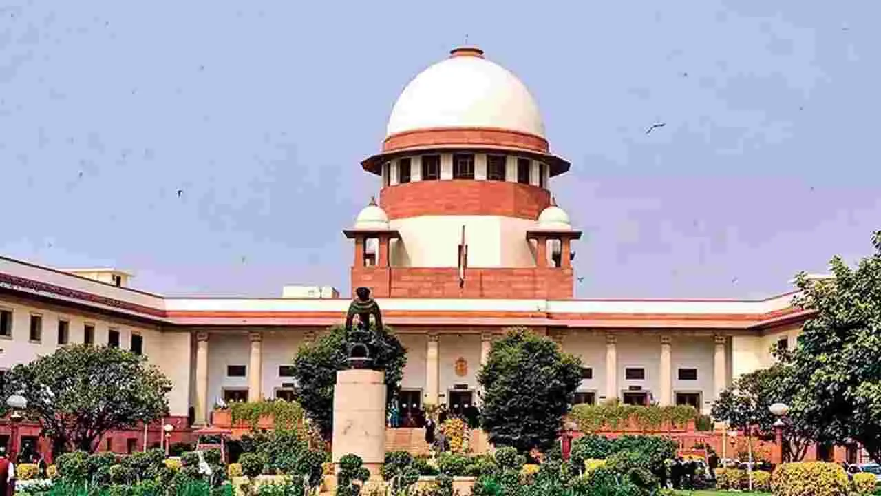 Supreme Court: సంభాల్‌ కోర్టు విచారణపై సుప్రీంకోర్టు స్టే! 