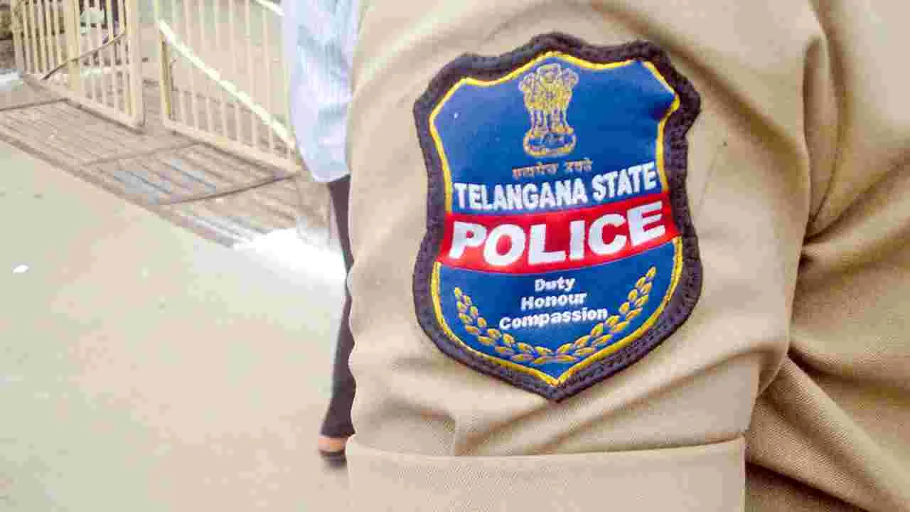 Constables: పదోన్నతుల కోసం పడిగాపులు