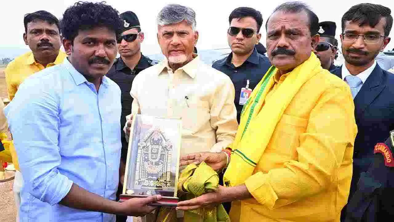   AP Pension: ఏపీలో ఒకరోజు ముందుగానే పెన్షన్.. లబ్ధిదారుల్లో ఆనందం 