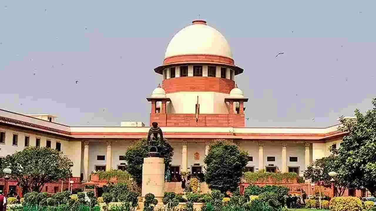 Supreme Court: సీఐడీ మాజీ అదనపు ఎస్పీ విజయ్‌పాల్‌కు ఎదురుదెబ్బ..