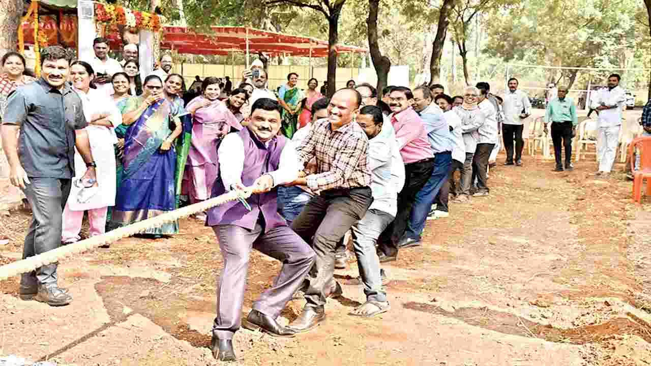 ఉల్లాసంగా.. ఉత్సాహంగా..!