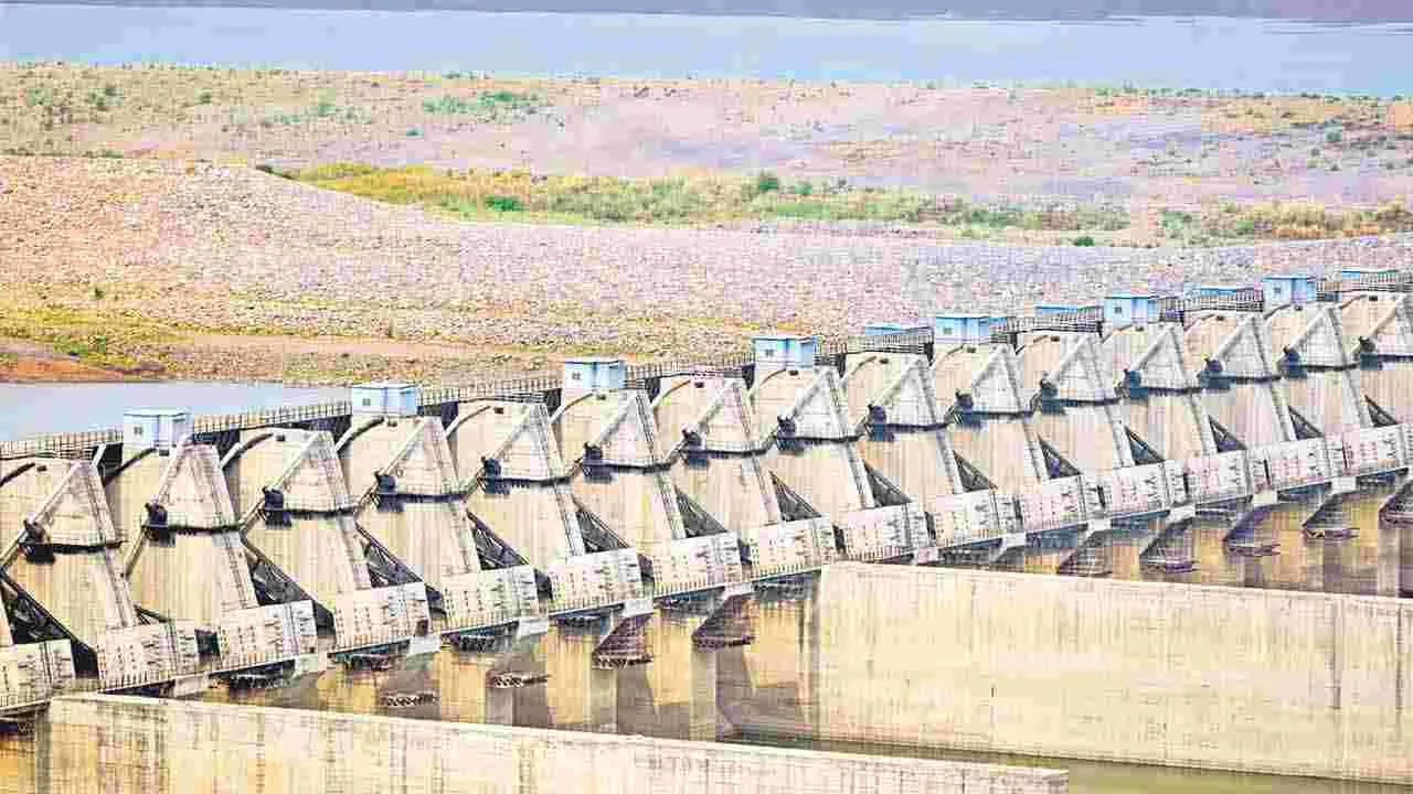 Polavaram: పోలవరం గడువు.. తరచూ మార్చితే ఎలా