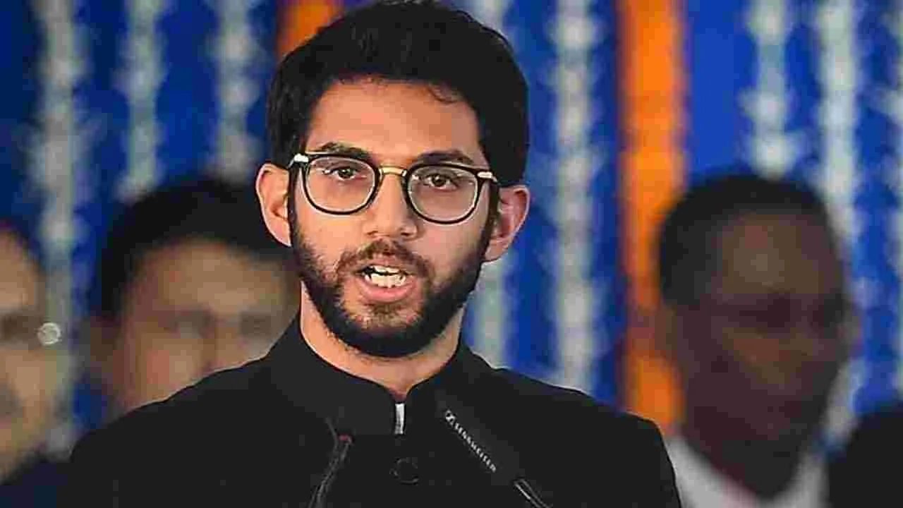 Aaditya Thackeray: బీజేపీకి 'బీ టీమ్'లా వ్యవహరిస్తున్న సమాజ్‌వాదీ పార్టీ