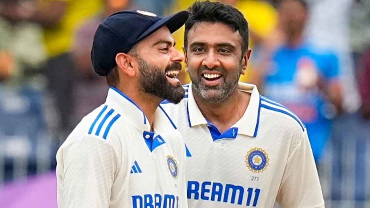 కోహ్లీని పట్టుకొని ఏడ్చేసిన అశ్విన్!