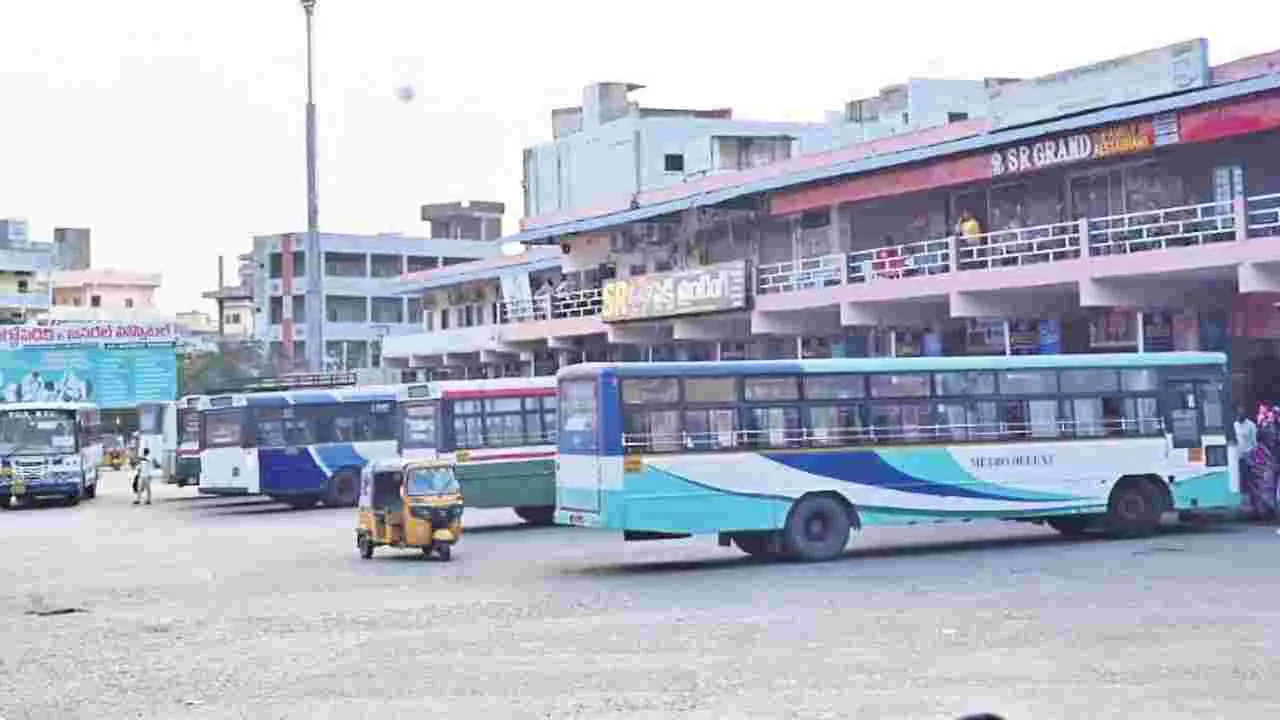 ప్రయాణ కష్టాలు ఉండవిక