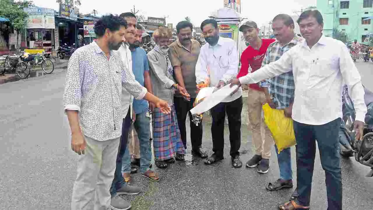 కలిసికట్టుగా పోరాడితేనే రాజ్యాధికారం