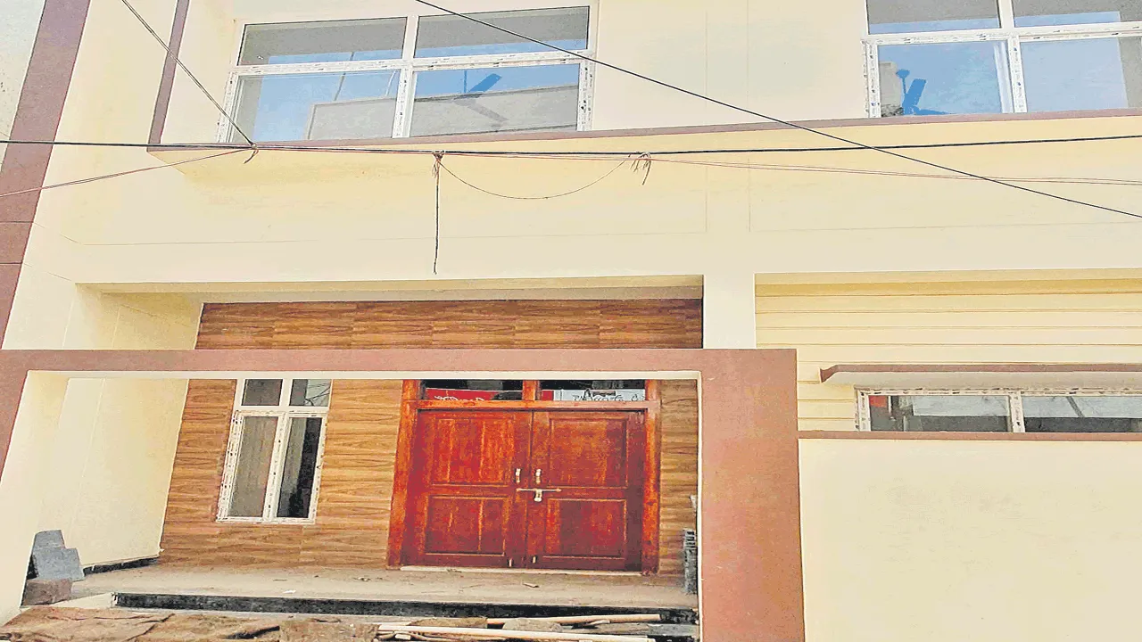 గ్రంథాలయాన్ని ప్రారంభించండి మహాప్రభో..!