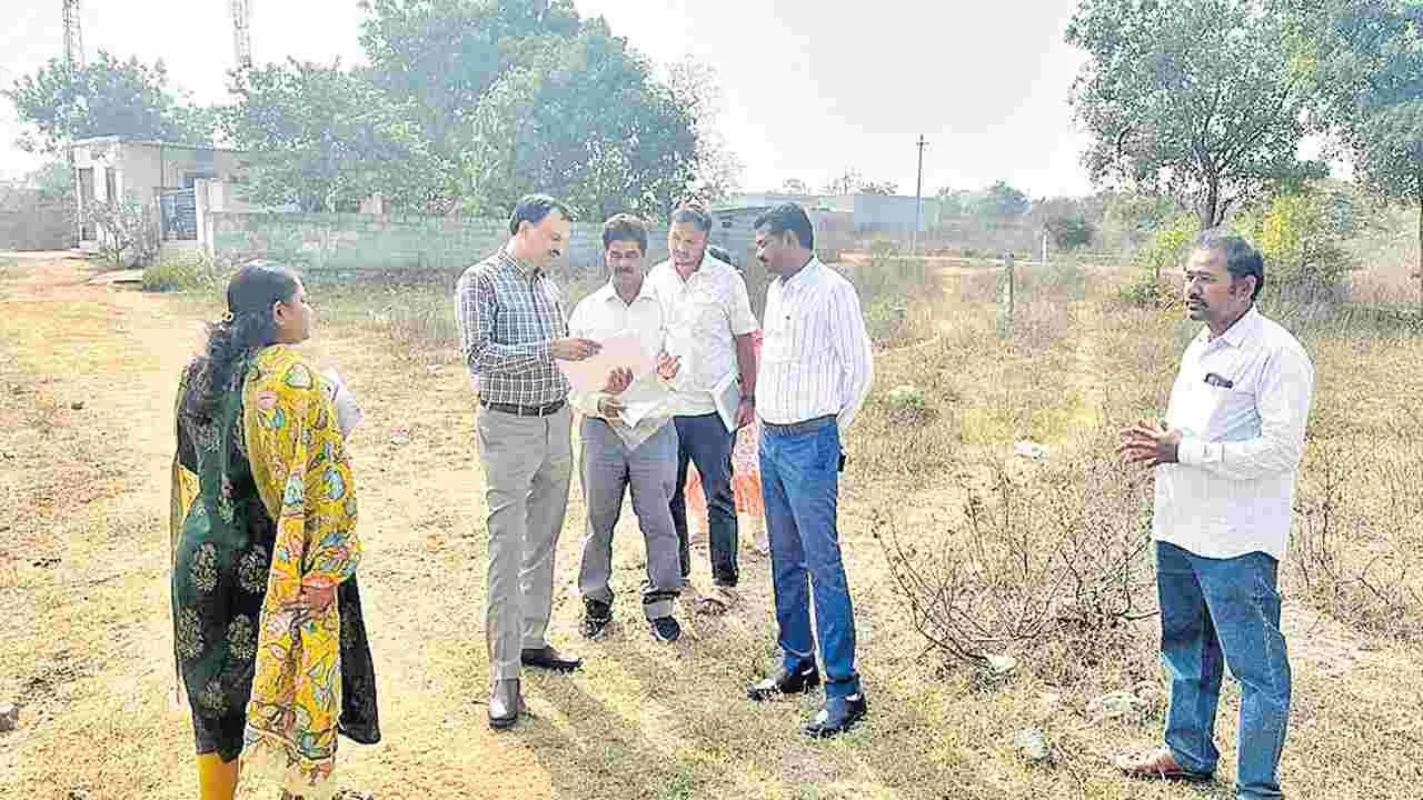 సాగులో లేని భూముల వివరాల సేకరణ