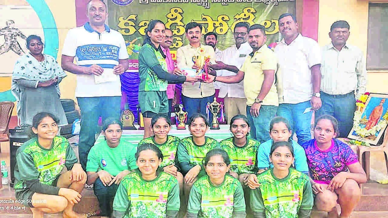 KABADDI : కబడ్డీ పోటీల విజేతలు ఆర్డీటీ, డీఎస్‌ఏ జట్లు