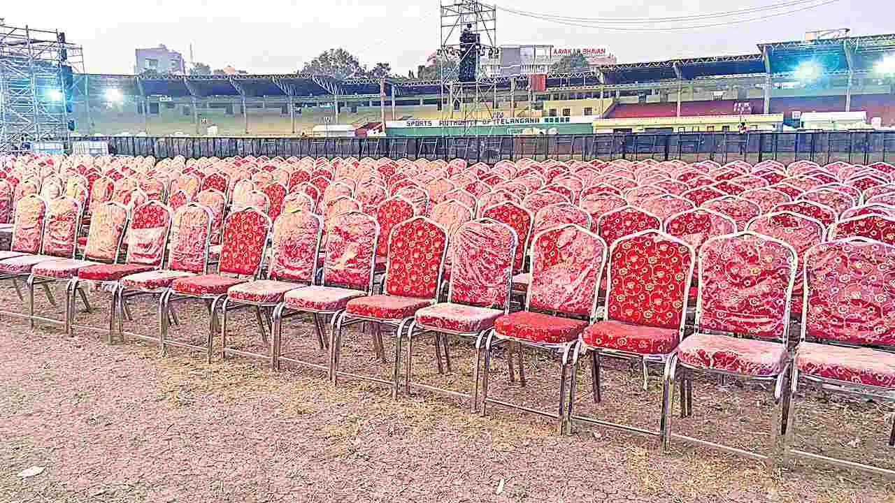 LB Stadium: మైదానంలో దందా