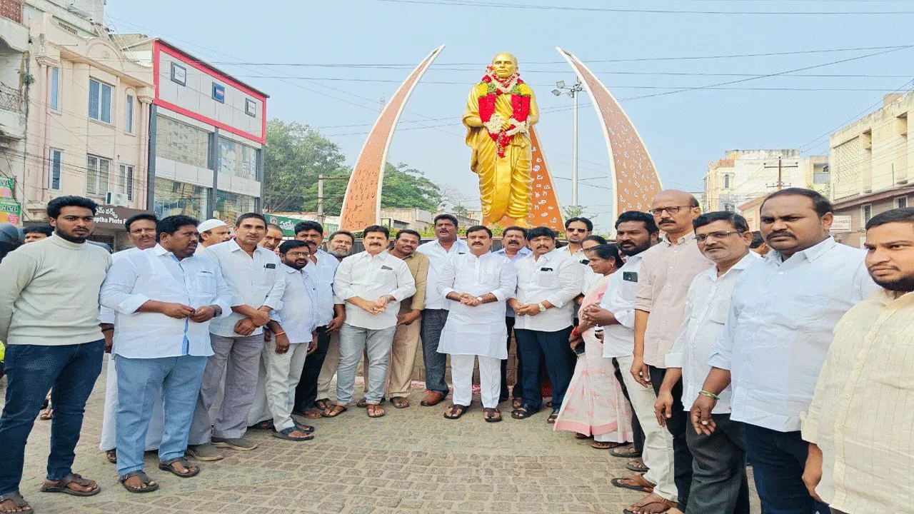 తెలుగు ప్రజల ఆత్మగౌరవానికి ప్రతీక అమరజీవి