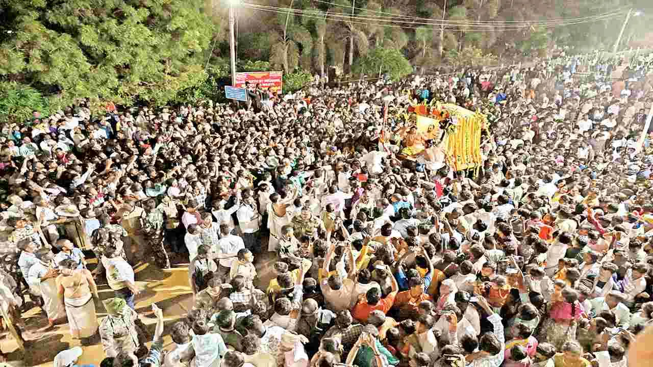 వైభవం.. పార్వేట ఉత్సవం