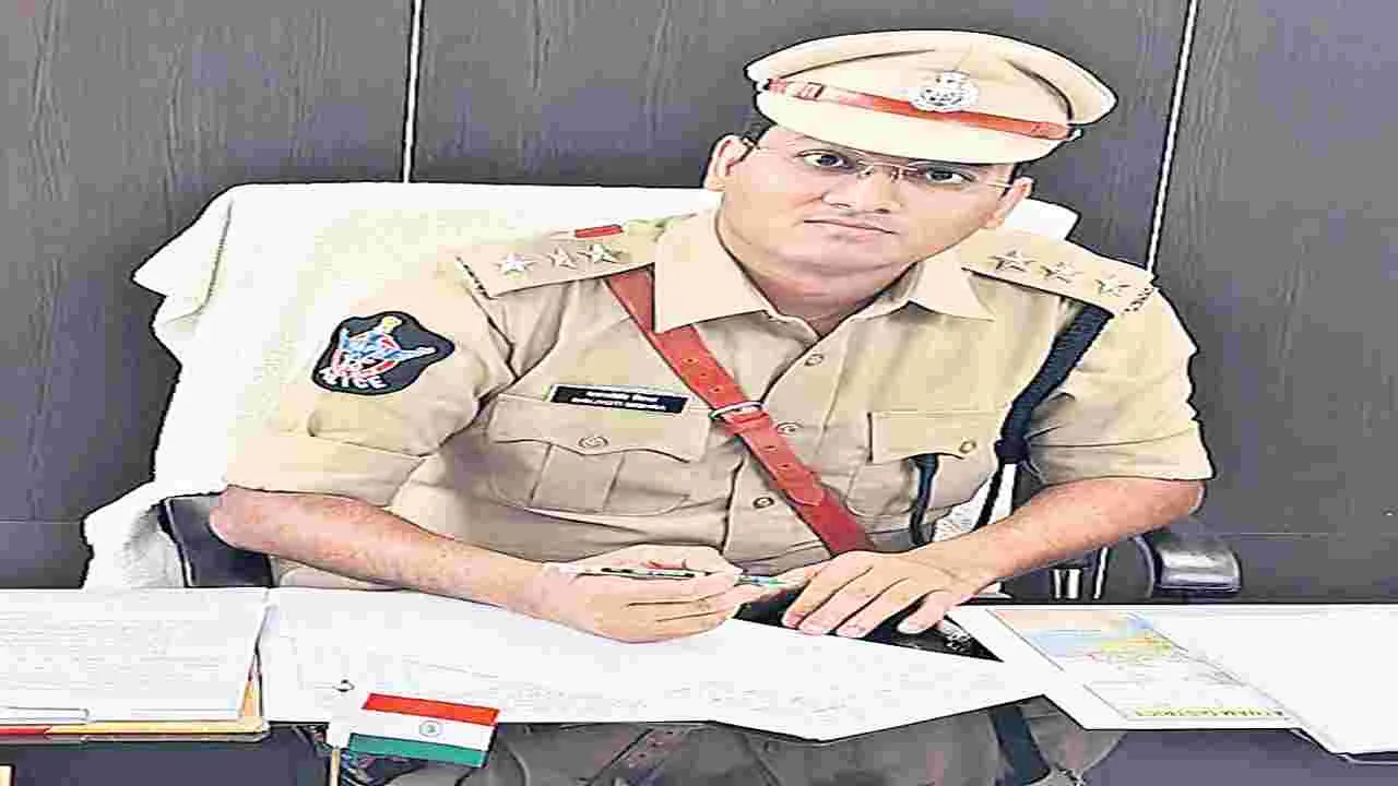ఏఎస్పీగా నవజ్యోతి మిశ్రా బాధ్యతల స్వీకరణ