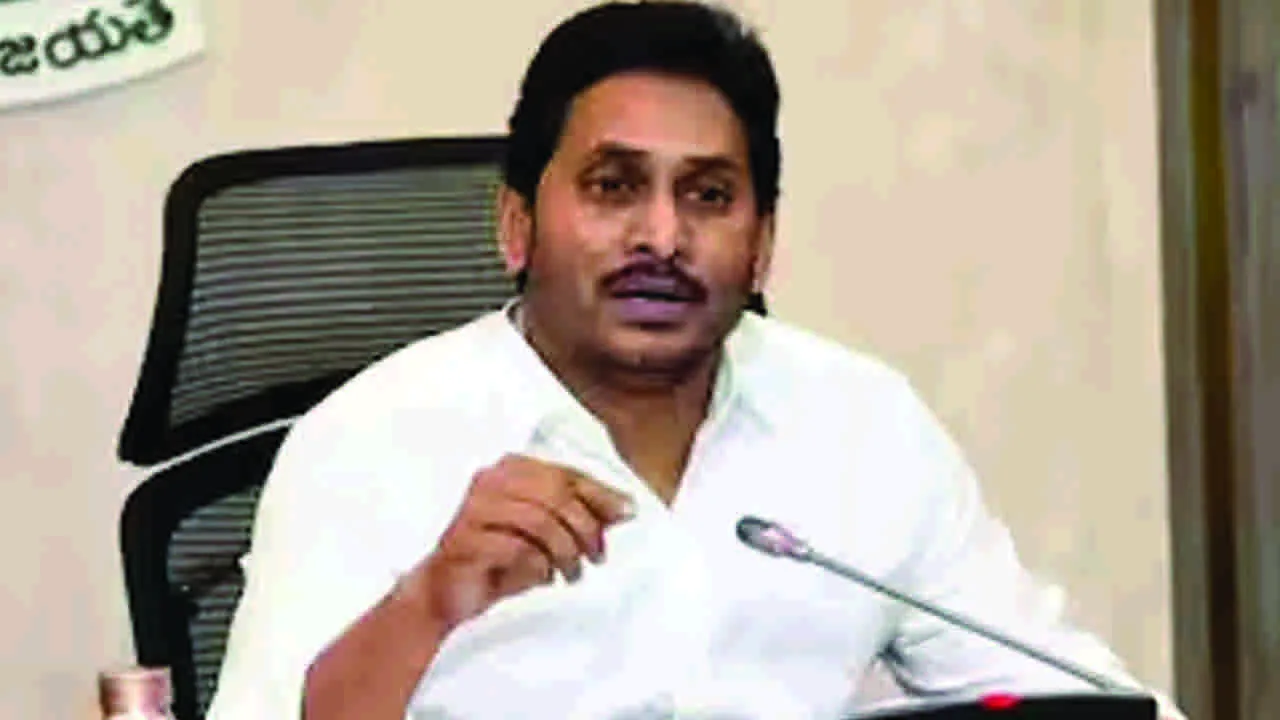 Health Department : ‘ఆరోగ్యానికి’ దిక్కెవరు బాస్‌!