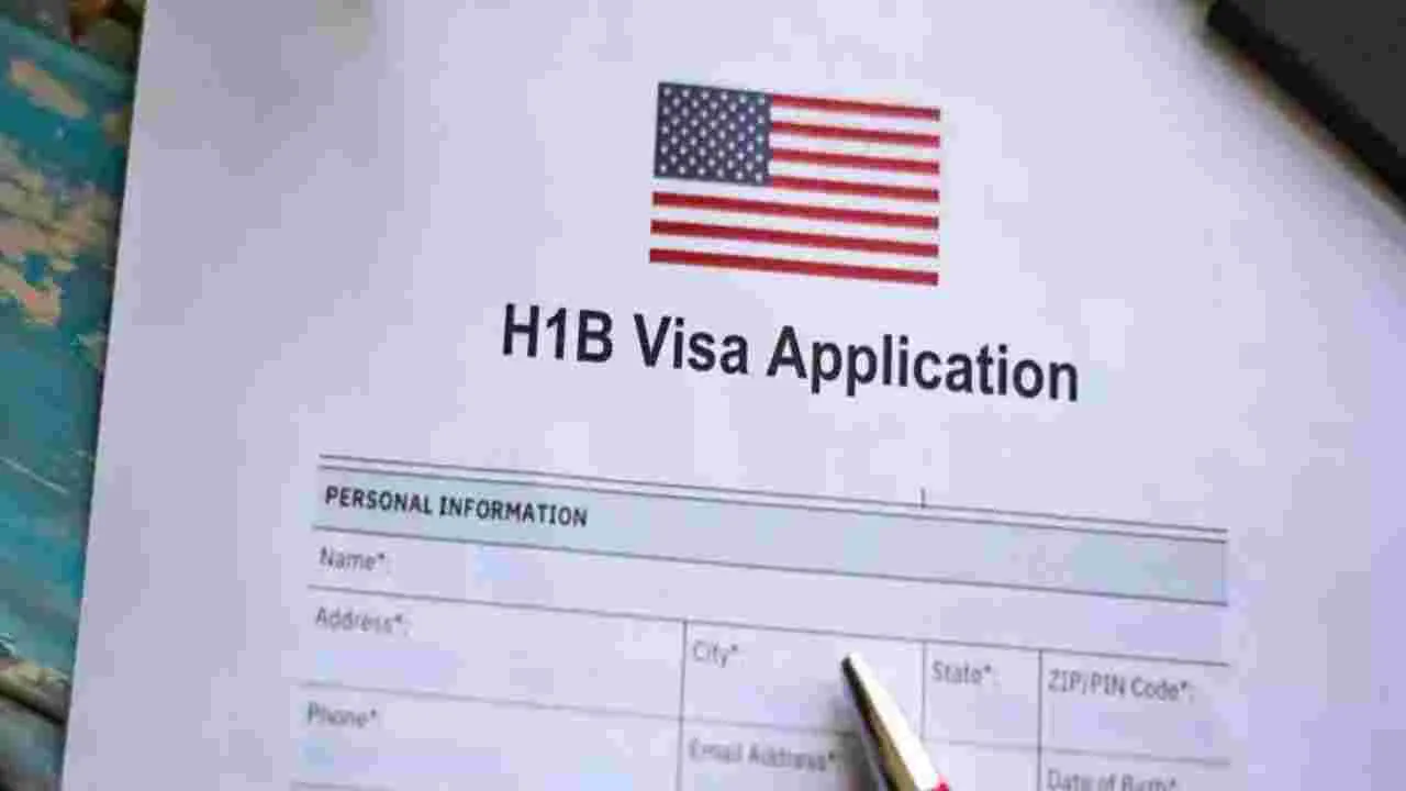 H-1b Visa:ట్రంప్ ఏం చేయబోతున్నారో అన్న టెన్షన్.. ఇండియాకు వచ్చేందుకు జంకుతున్న ఎన్నారైలు!