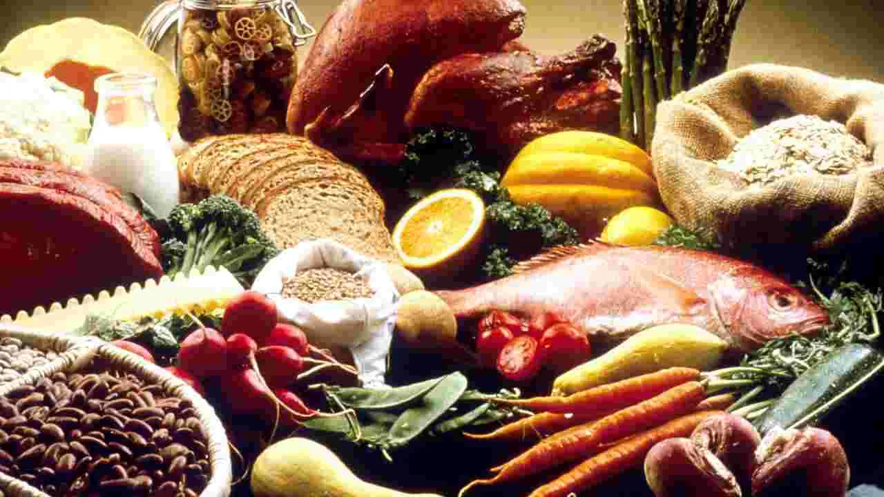 Diet: ఆహారం జీర్ణమయ్యేందుకు ఎంత సమయం పడుతుందో తెలుసా?