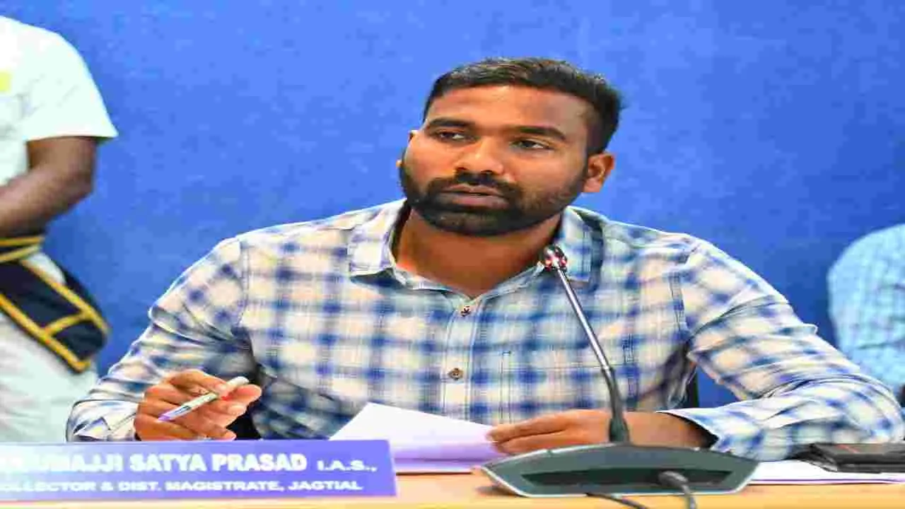 అభివృద్ధి, సంక్షేమ పనుల్లో వేగం పెంచాలి