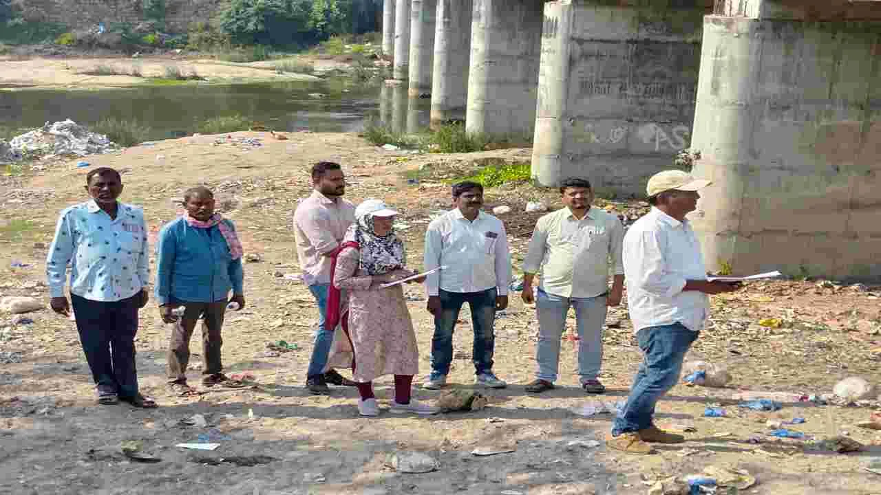 కరకట్టల నిర్మాణానికి సర్వే