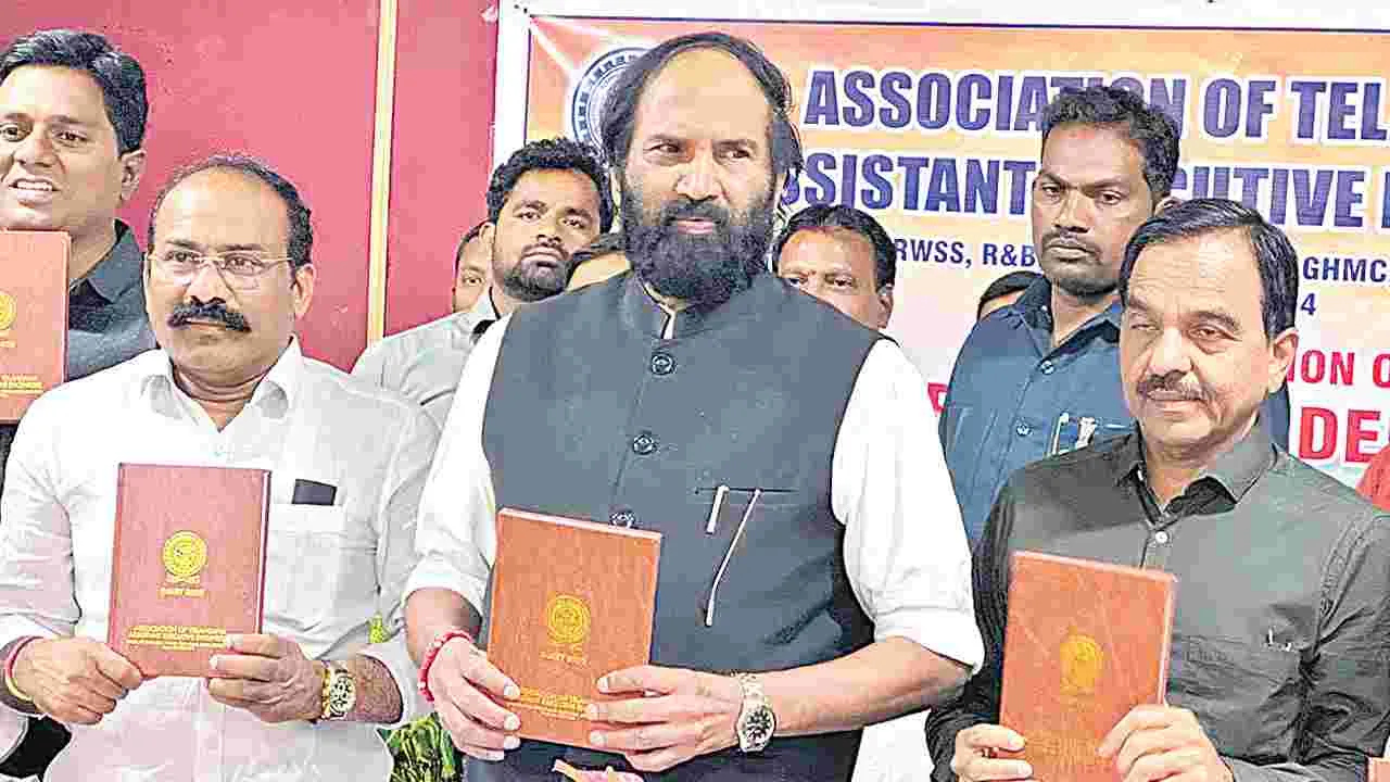 Uttam Kumar Reddy: నెలాఖరులోగా పదోన్నతులు, బదిలీలు