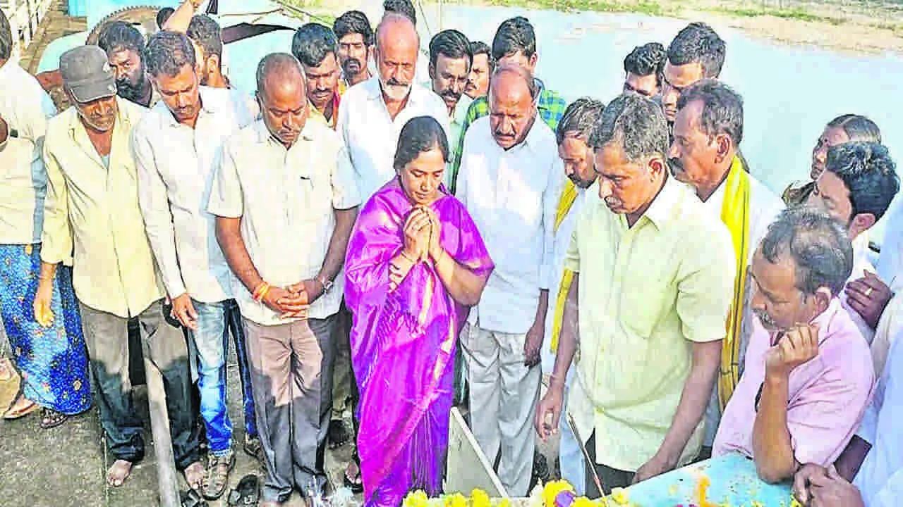 peruru dam పేరూరు ప్రాజెక్టుకు నీరు తెస్తాం