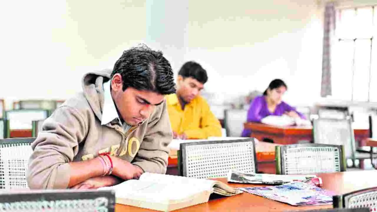దక్షిణ మధ్య రైల్వేలో 4232 అప్రెంటిస్లు