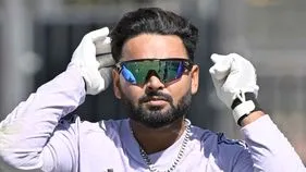 పంత్‌పై వేటు.. గిల్‌కు చోటు?