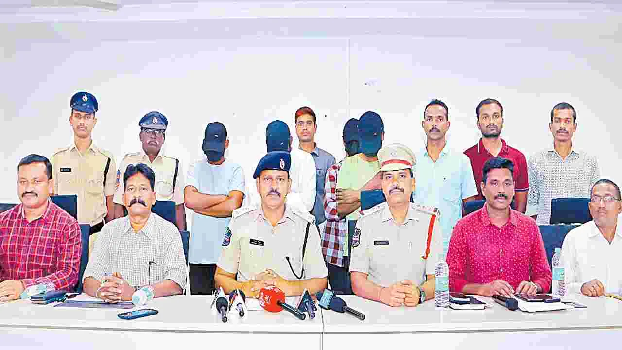 Hyderabad: పోలీసులకు చిక్కిన దోపిడీ దొంగలు?